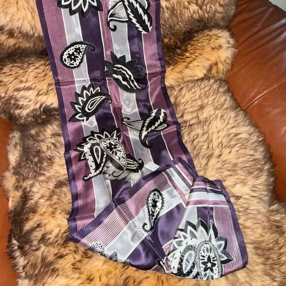 Vintage Oscar de la Renta Silk Oblong Scarf | Purple Black Paisley Stripe | Made - Picture 10 of 16